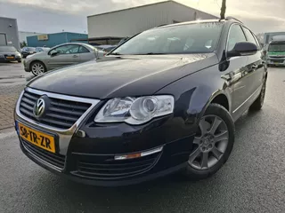 Volkswagen Passat Variant 2.0 FSI Comfortline CLIMA/CRUISE/TREKHAAK!