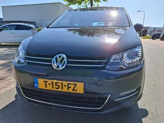 Volkswagen Sharan 1.4 TSI Exclusive Series NAVI/CAMERA/XENON!