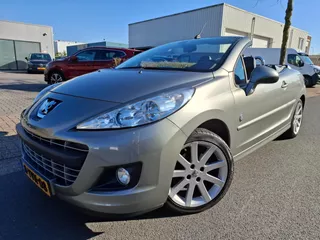 Peugeot 207 CC 1.6 VTi CLIMA/LEDER/AFN TREKHAAK!