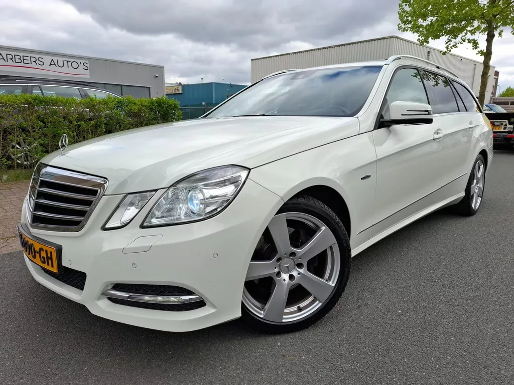 Mercedes-Benz E-klasse Estate 220 CDI AUTOMAAT/NAVI/LEDER/XENON!